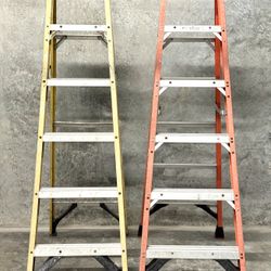 2 Werner 6ft Fiberglass Step Ladders 300lb & 250lb Capacity – Sold Together