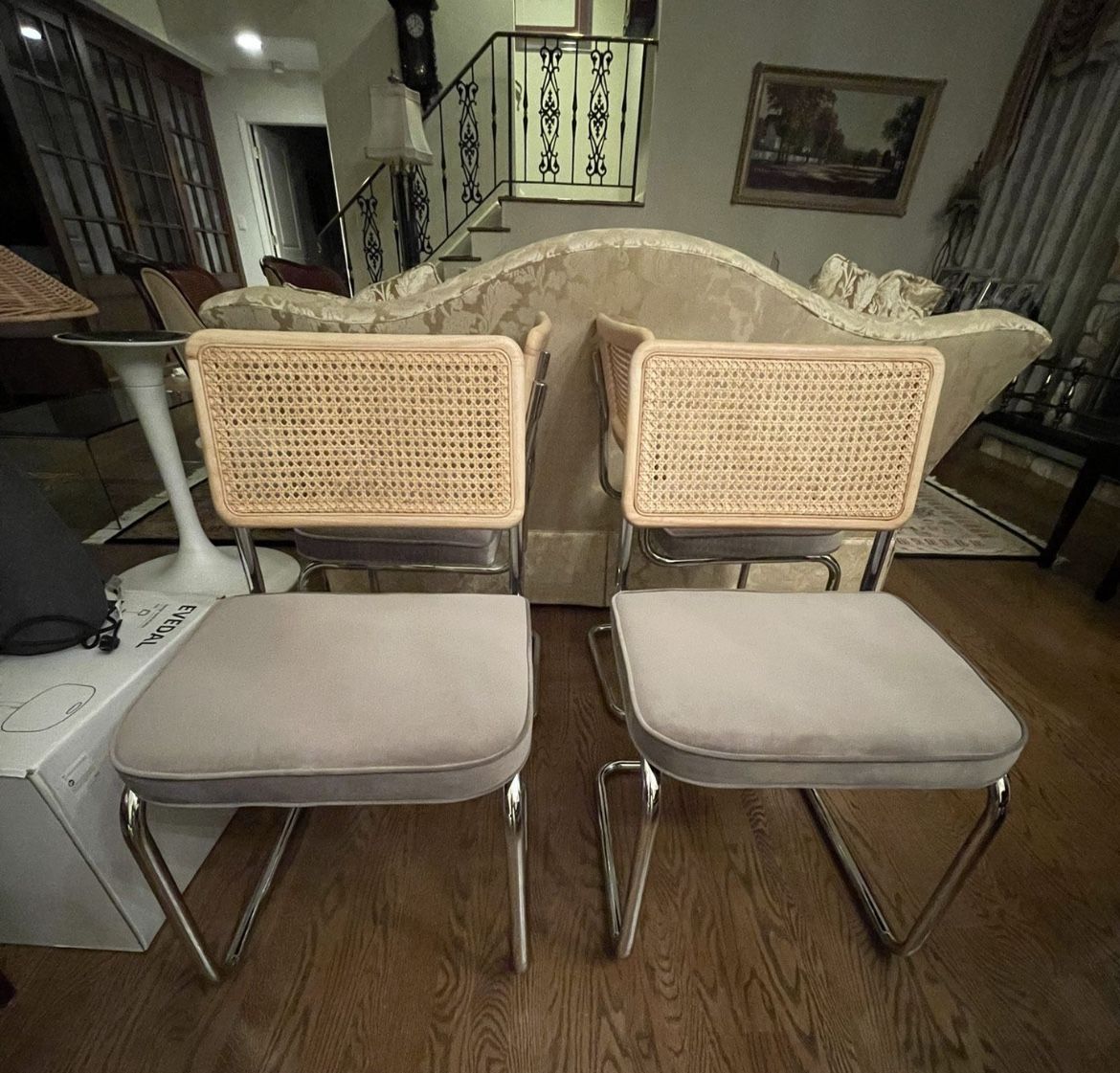 Modern Dining Room Chairs