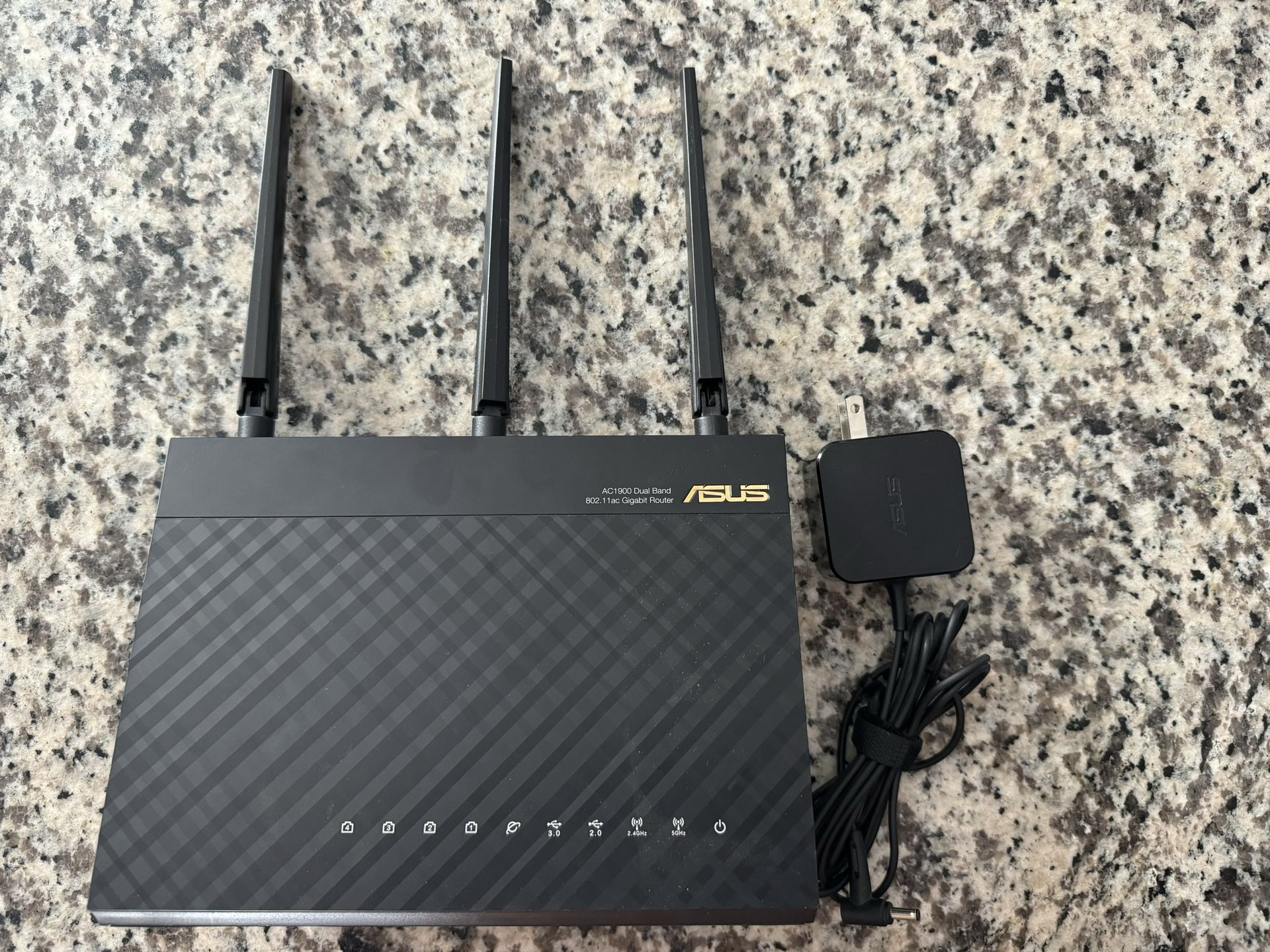 ASUS Wireless AC1900 Dual-Band Gigabit Wireless Router