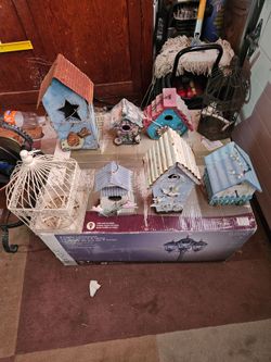 Bird house decor