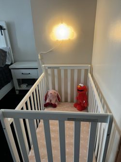 Baby Crib (mini)