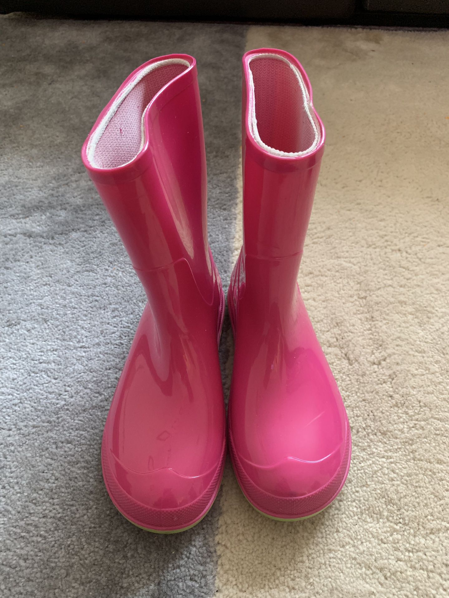 Size 13-1 girl rain boots