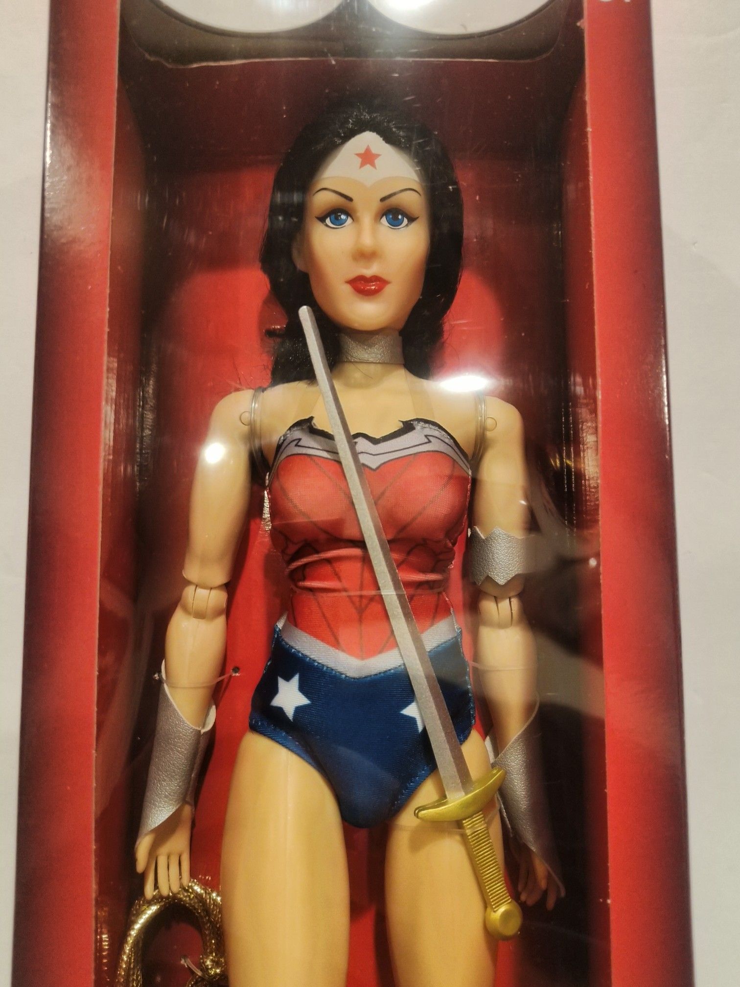 MEGO Limited Edition Retro DC Hero 14" Wonder Woman Action Figure