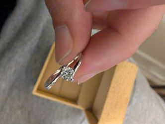 Beautiful 14K White Gold Engagement Ring 💍