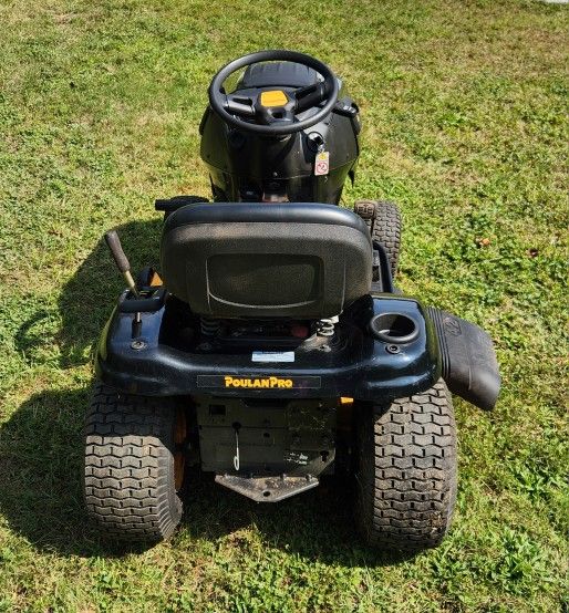 Poulan Pro PP19A42 Lawn Mower