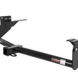 CURT 13554 Class 3 Trailer Hitch, 2-Inch Receiver, Fits Select Infiniti FX35, FX37, FX50, QX70