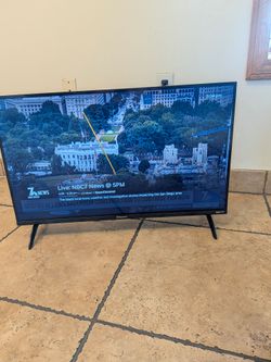 32" Westinghouse Roku TV