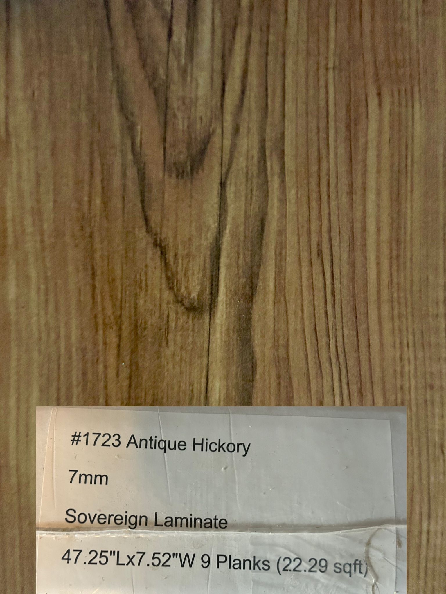 Sovereign Laminate 7mm Locking Flooring Antique Hickory - 198 sq ft - $0.40 per sq ft.!
