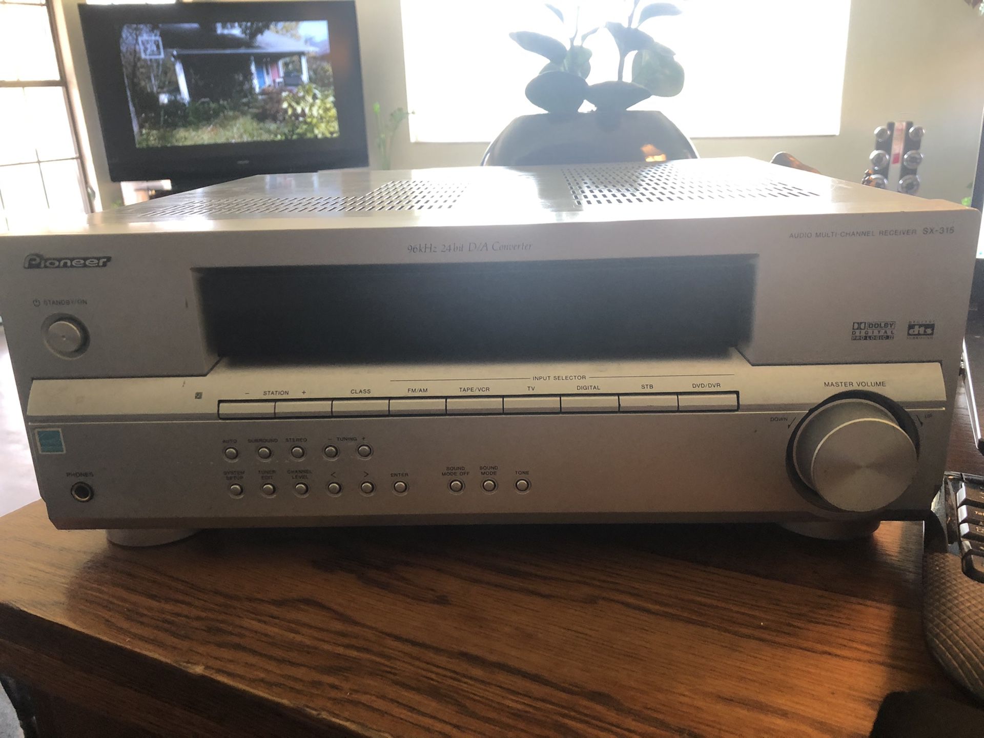 VINTAGE Pioneer SX-315 AM/FM Stereo Receiver