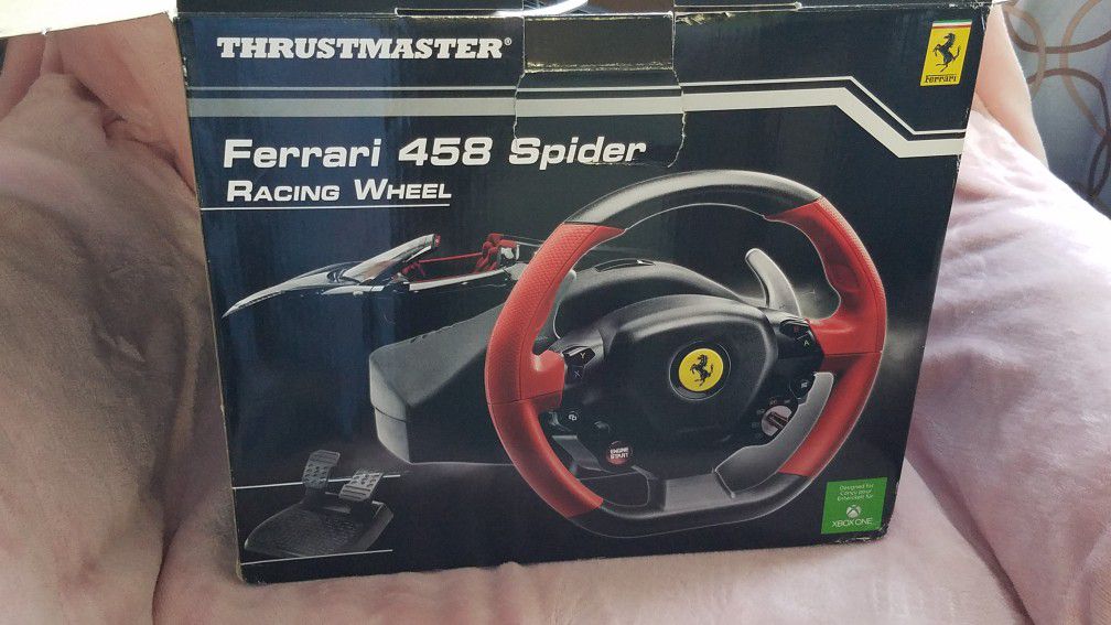 Gaming steering wheel and pedal