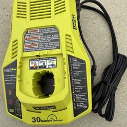RYOBI INTELLIPORT CHARGER 