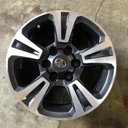 4 RIMS TOYOTA SIZE 17 TRD STOCK THEY FIT TACOMA SEQUOIA  4RUNNER 6 LUGS GREAT CONDITION AND CHARGER SHAPE 