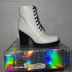 REVOL Women's Samantha Chunky Heeled Lace Up Zipper Combat White Boots