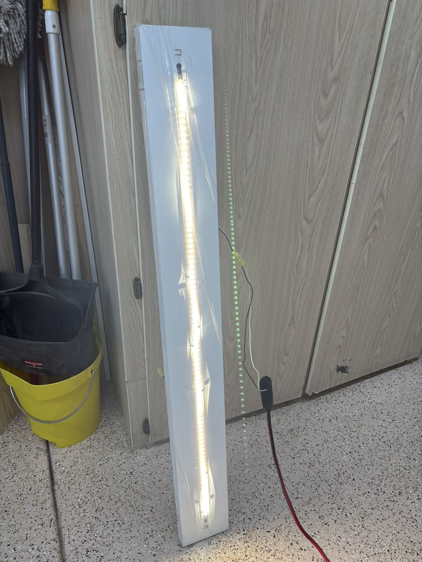 LED 8 Foot Retrofit Kit For Strip Lights