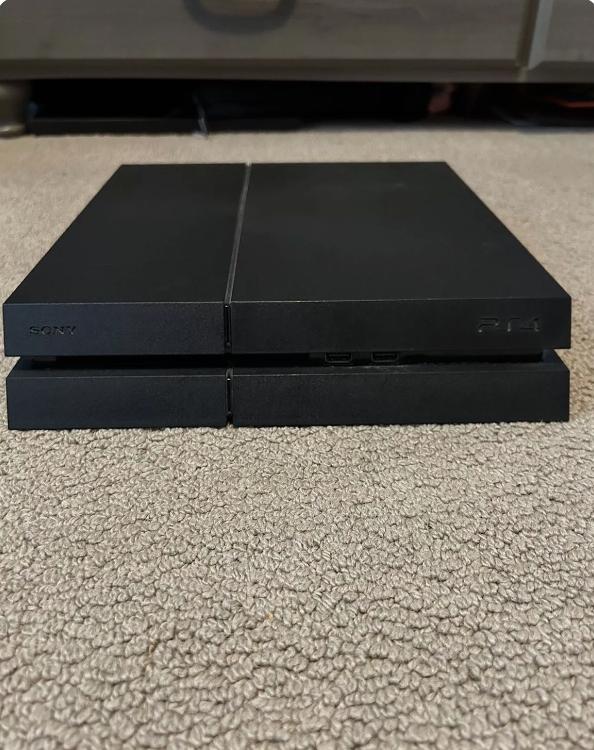 PS4 (Used) Great Condition 500GB CONTROLLER INCLUDED 
