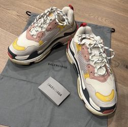BALENCIAGA TRIPLE S TRAINERS Women