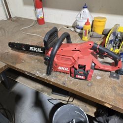 SKILL CHAINSAW (BATTERY POWERED)