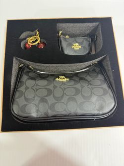 Beautiful handbags 👜🤍🤎🤎 for ladies 💃🏼💃🏼