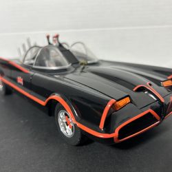 1/18 Scale Die cast Bat Mobile Scale Model