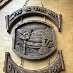 Wall Plaque/Decor Give Us Our Daily Bread - Religious 