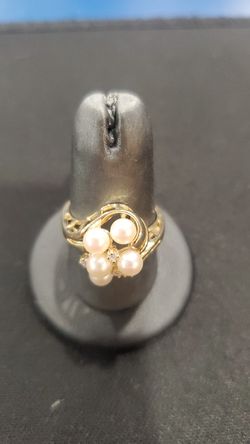 PEARL⚪ AND DIAMOND💎RING