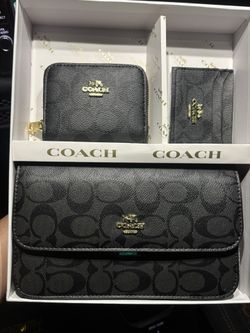 COACH PURSE/BAG wallet Brand new 