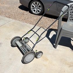 Manual Lawnmower 