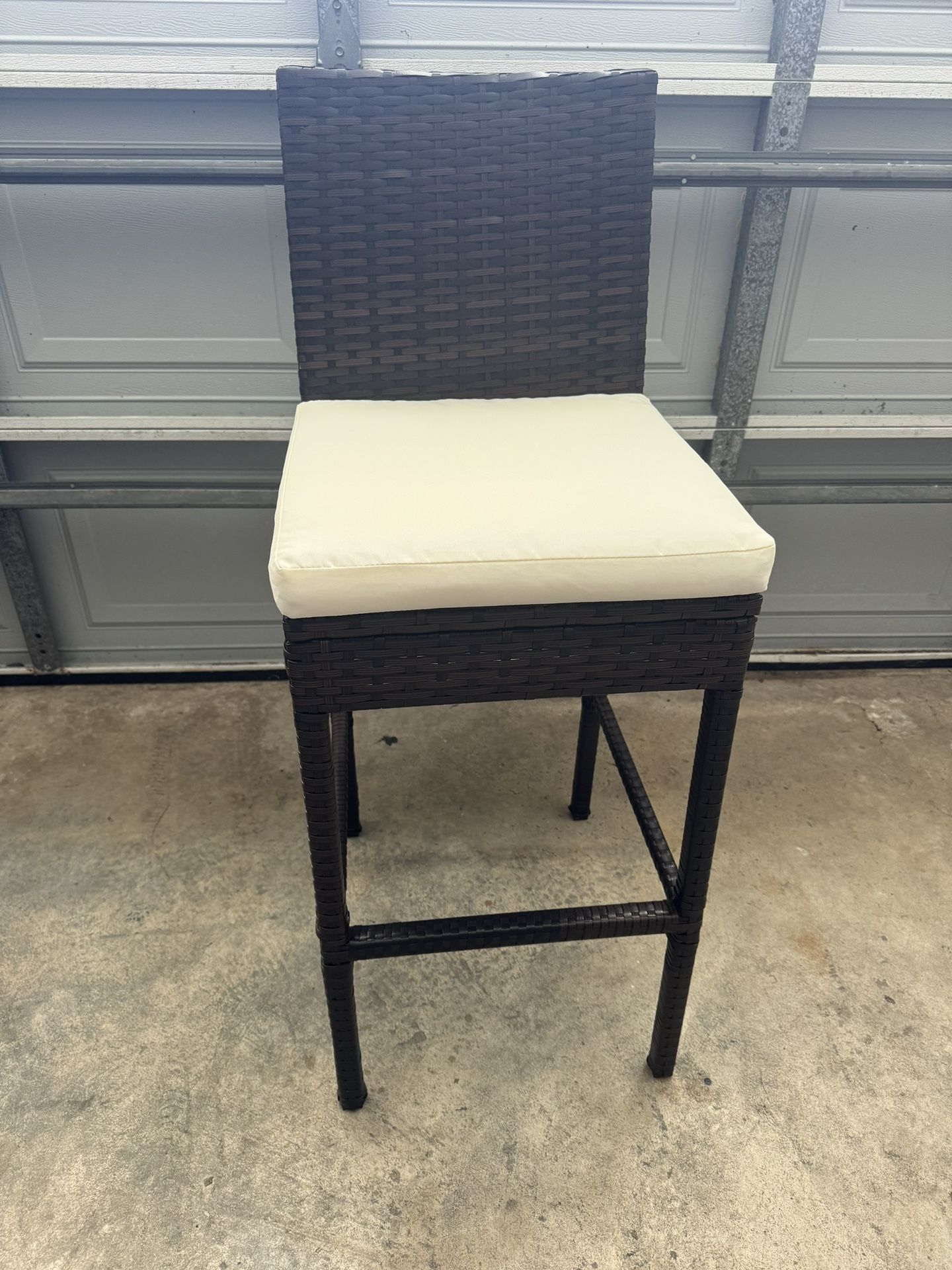 Wicker Outdoor Barstools 43” (Set Of 2 Or 4) With Removable Cushions