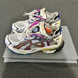 Men’s Balenciaga Sneakers 