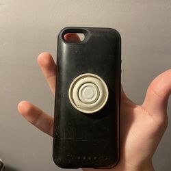 iPhone 5 Charging Case