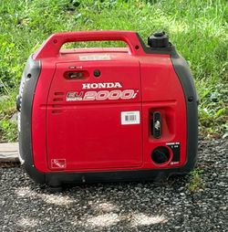 Honda EU2000i Generator Low Hours