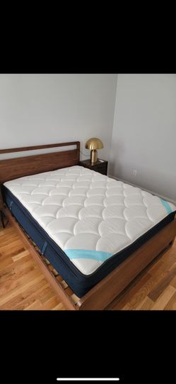 The DreamCloud Premier, Queen, only 