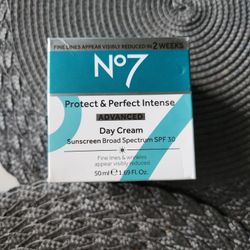 No7 Day Cream
