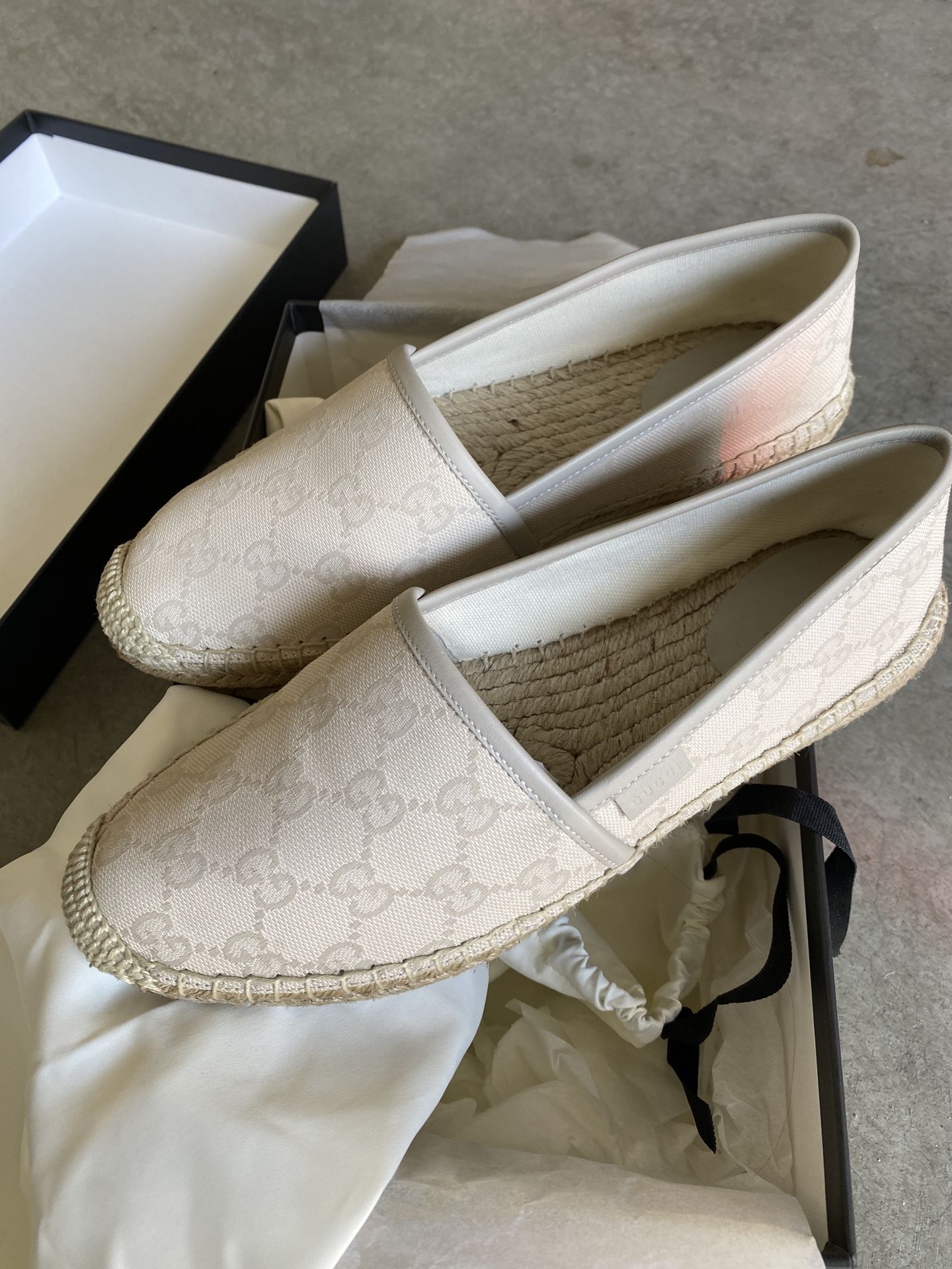 Gucci Cream/Gray Monogram Signature GG Leather/Canvas Espadrille Flats - SZ 7.5