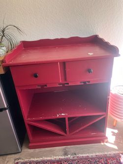 Wine hutch