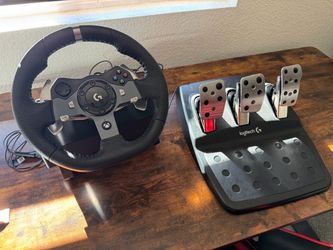 Logitec G920 Wheel & Pedals