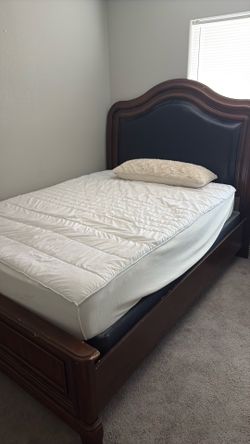 Bed set big dresser dresser mirror small dresser bed set