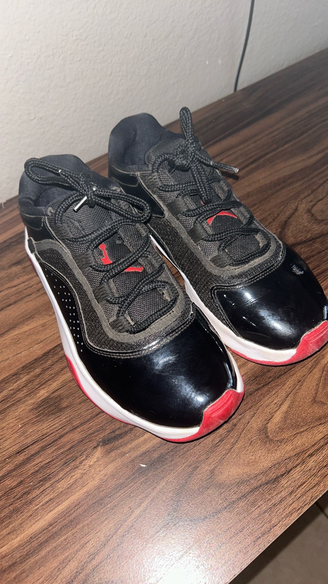 Air Jordan CMFT Low Shoes For Kids ( Size 4.5Y )