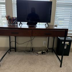 Office Desk, Chair, Bookshelf and Shredder