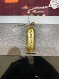 Name Pendant 18k gold