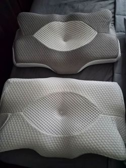 Elviros Pillows