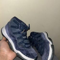 Air jordan 11 “Midnight Navy” 