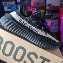 adidas Yeezy Boost 350 V2 Core Black White BY1604 9.5M 11W