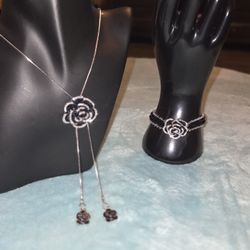 Rhinestone And Black Rose Long Necklace And Bracelet