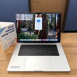 16" MacBook Pro M1 Pro 10 Core*32GB RAM*1TB SSD