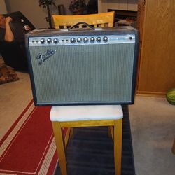 1(contact info removed) Fender Deluxe Reverb "Drip Edge"Tube Amp