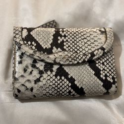 Urban Originals Snake woman wallet
