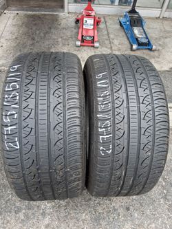 PAIR OF 275/35/R19 WITH 70%OF TREAD OR LIFE PIRELLI PZERO ALL SEASON HABLAMOS ESPAN̈OL