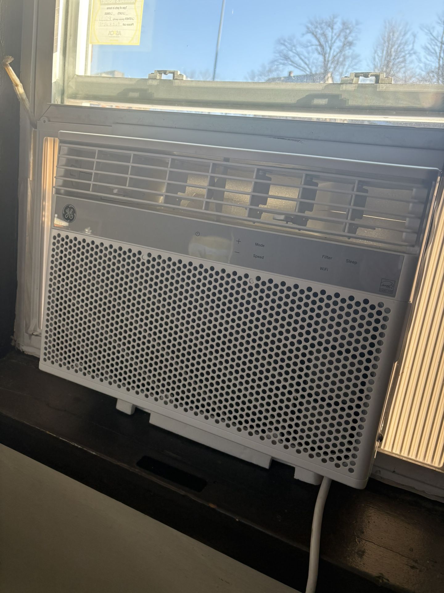 GE 10,000 BTU AC (AWCS10WWB)