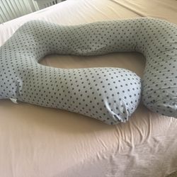 $30 Pregnancy Pillow